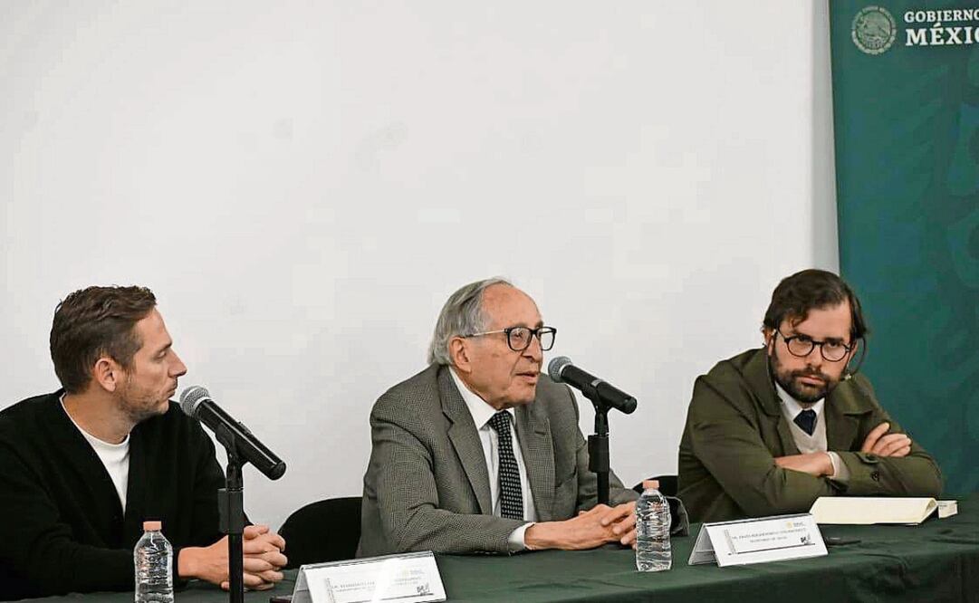David Kershenobich, titular de la Secretaría de Salud (centro), presentó a Alejandro Svarch (der.) como director del IMSS-Bienestar. Foto: Especial