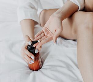 Esto pasa si agregas vinagre a tu crema facial