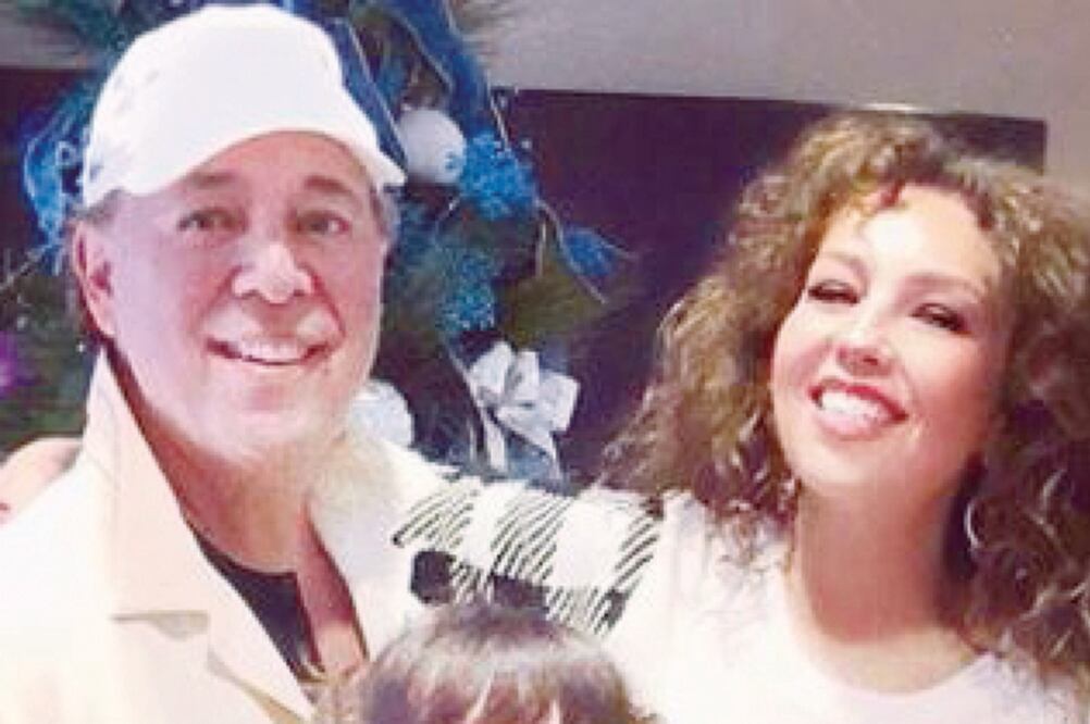 La actriz compartió una foto familiar y un mensaje navideño. (INSTAGRAM)