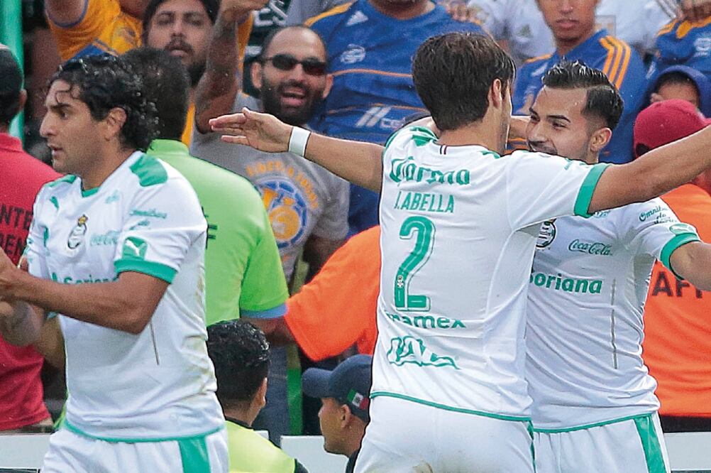 Rabello dio el primer golpe a los felinos norteños para guiar a los laguneros a la Liguilla (IMAGO7)