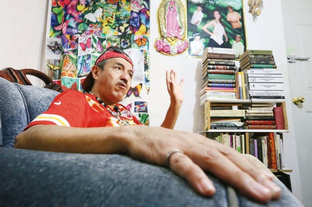 José Luis Rubio, padre de Yakiri, joven que en legítima defensa mató a su agresor, apoya a otras chicas que, como su hija, son víctimas de delitos sexuales. (BERENICE FREGOSO / EL UNIVERSAL)