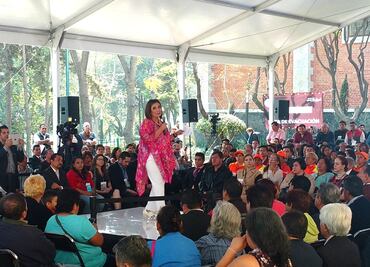 Pese a veda, Xóchitl Gálvez rinde informe de labores