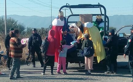 Reyes Magos llegan en patrullas a Ciudad Victoria