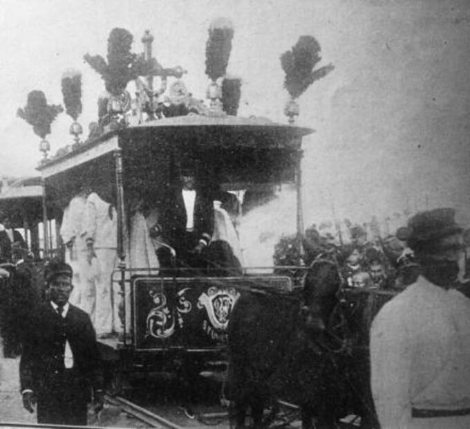 Cuando llevaban a los muertos en tranvías