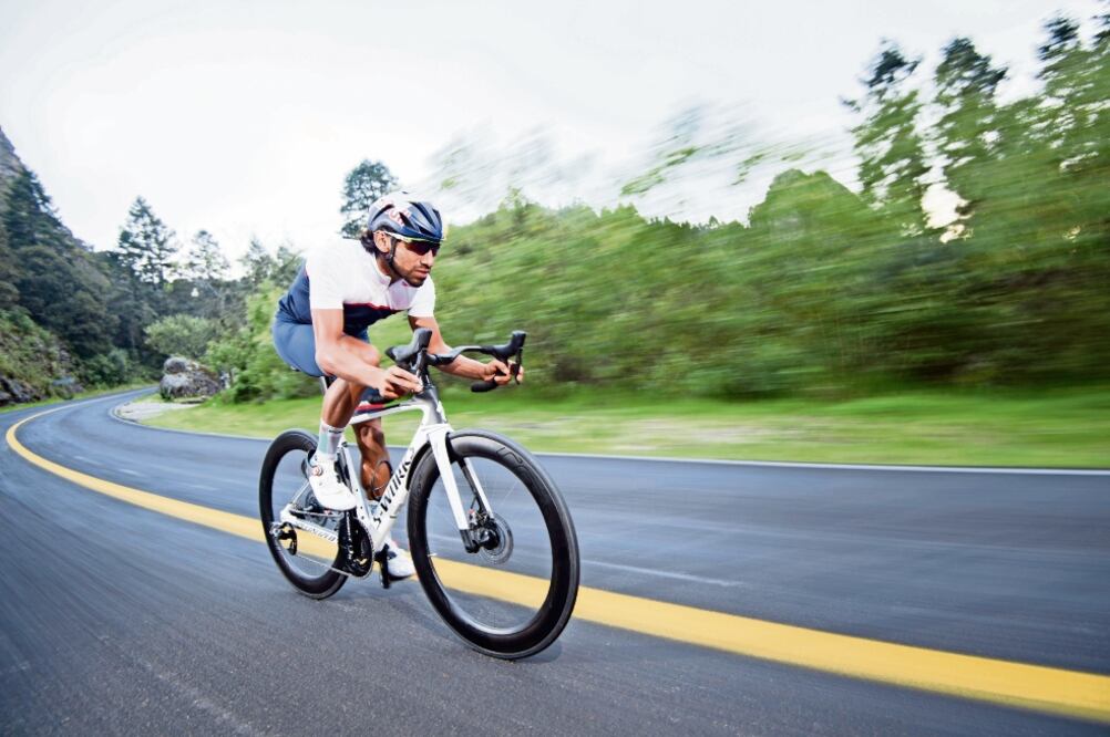 Como deportista, su contribución consiste en obtener buenos resultados y dejar una buena imagen en el extranjero (RED BULL)