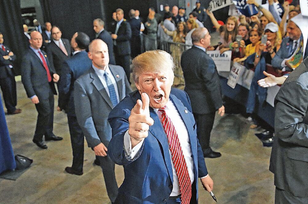 Donald Trump, aspirante republicano a la presidencia de Estados Unidos, durante un acto de campaña en Baton Rouge, capital del estado de Louisiana, el pasado 11 de febrero (GERALD HERBERT. AP)