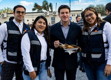 Samuel García organiza “tamaliza” para trabajadores de las líneas 4 y 6 del Metro; supervisa trabajos de construcción