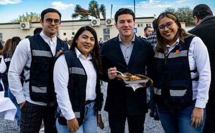 Samuel García organiza “tamaliza” para trabajadores de las líneas 4 y 6 del Metro; supervisa trabajos de construcción