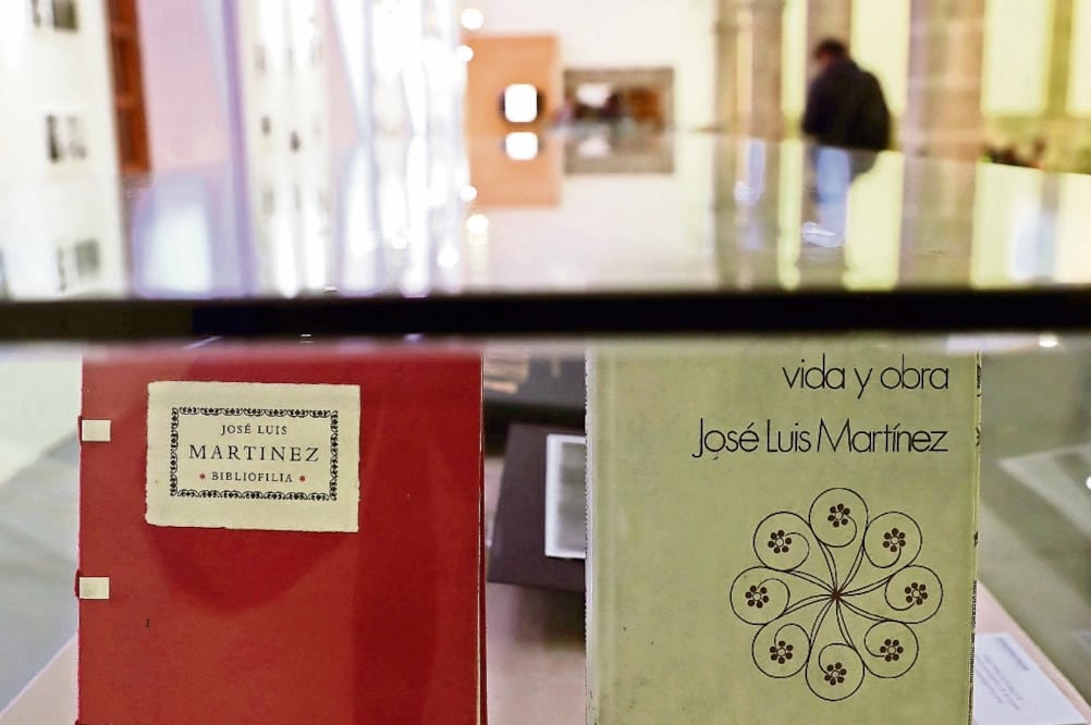 La exposición José Luis Martínez. Cien años presenta libros, fotos y archivo personal del escritor (FOTOS: JUAN CARLOS REYES. EL UNIVERSAL)