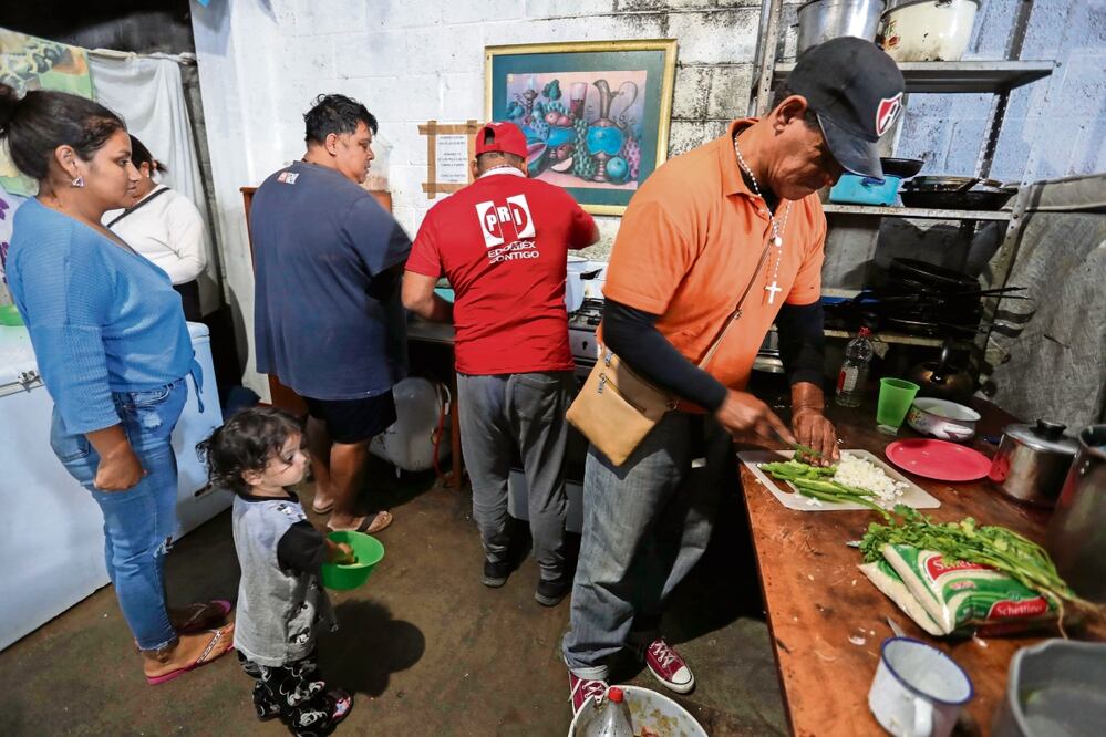 Actualmente, el albergue Hermanos del Camino atiende a cerca de 70 migrantes, entre ellos unos 25 niños, debido a que cada vez es mayor el número de menores que llegan a México, refiere Armando Vilchis Vargas. Foto: Jorge Alvarado | El Universal