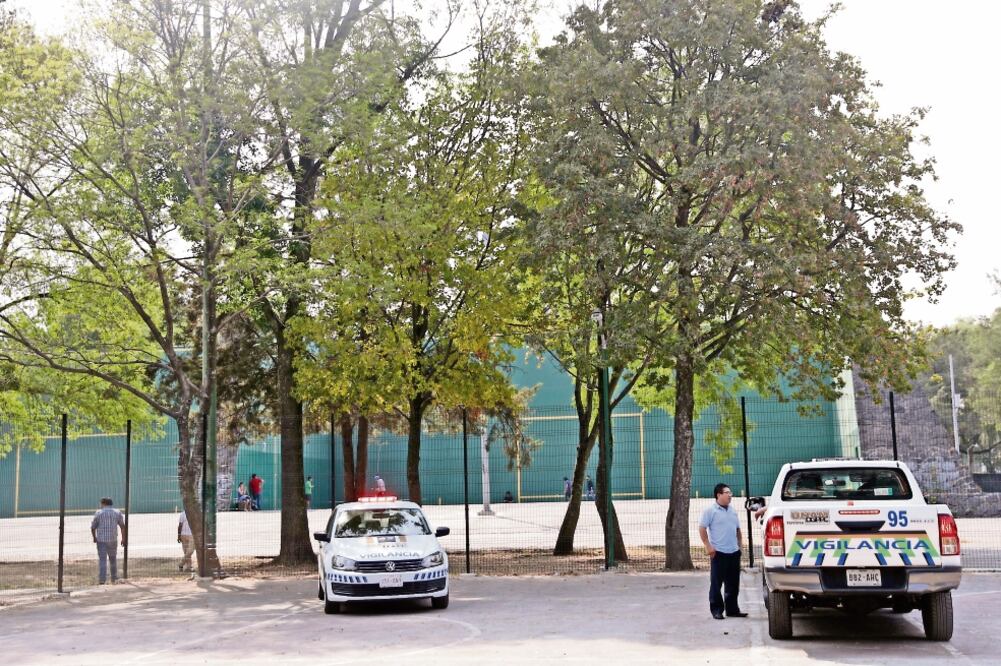 La seguridad y la vigilancia en las zonas conocidas como Los Frontones y Los Bigotes se reforzó en CU, a fin de evitar el narcomenudeo (IVÁN STEPHENS. EL UNIVERSAL)