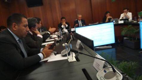 Senadores y miembros del Ejecutivo se reúnen por leyes de Guardia Nacional