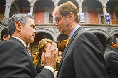 Llaman líderes políticos a retomar ideas de la izquierda