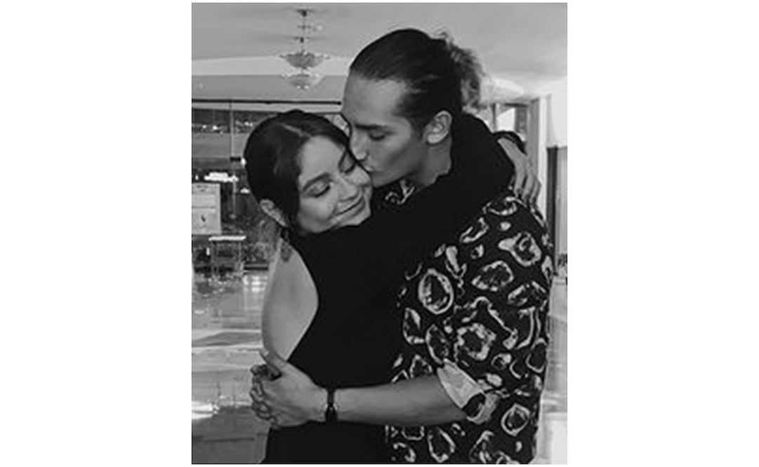 Foto: Karol y Emilio, muy enamorados. Foto: Instagram