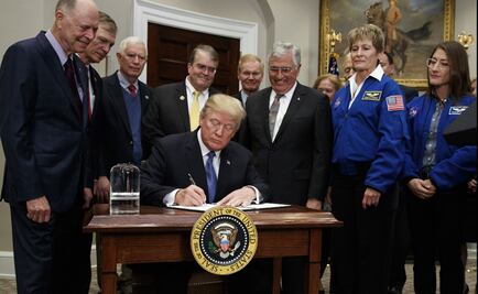 Donald Trump quiere establecer "una base" en la Luna para poder alcanzar Marte