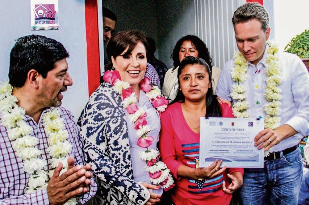 Rosario Robles, titular de la Sedatu, y el gobernador de Chiapas, Manuel Velasco, destacaron el apoyo del gobierno federal en la entidad (TOMADA DE TWITTER)