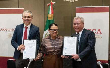 García Ayala asume dirigencia de la FSTSE; Segob y Arbitraje presentes en toma de nota