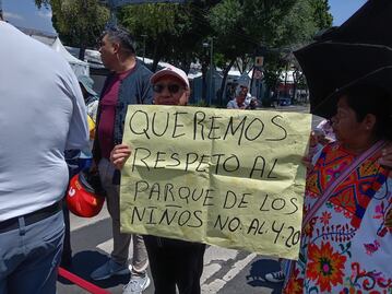 Retoman bloqueo contra "comuna cannábica" ubicada en Parque de la Concepción; argumentan problemas de seguridad y afectaciones a estudiantes