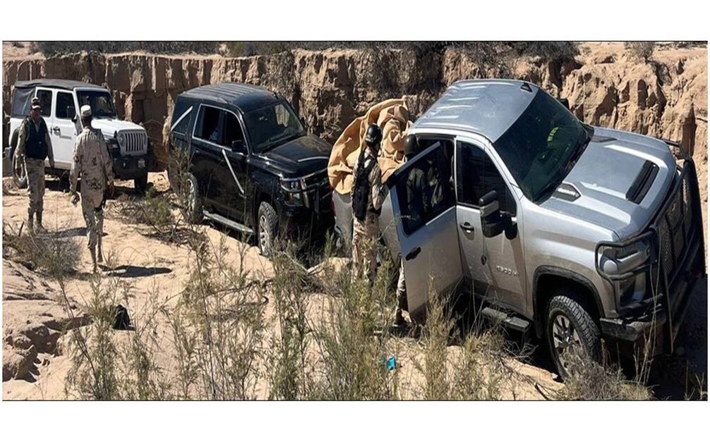 Tras la detención de 21 personas el 16 de septiembre del 2024, también se aseguraron 11 dispositivos detonantes artesanales, 13 vehículos, incluido uno con blindaje de agencia, y diverso equipo táctico. Foto: Sedena