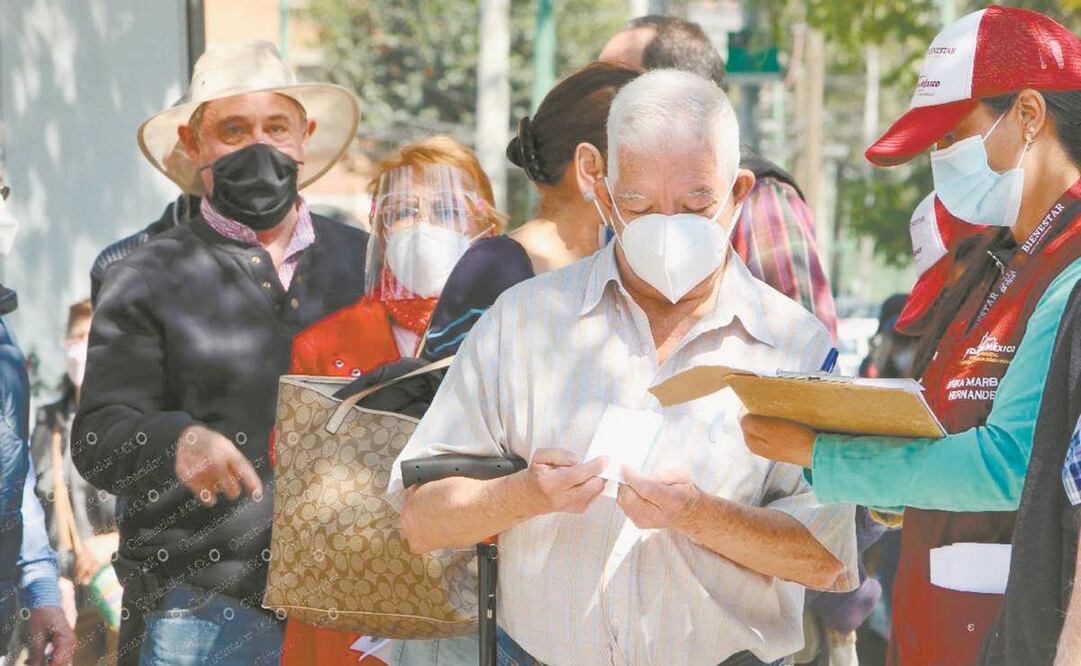La Secretaría de Salud llamó a la población que no alcanzó dosis a esperar siguientes lotes de vacunas. Foto: ARCHIVO EL UNIVERSAL