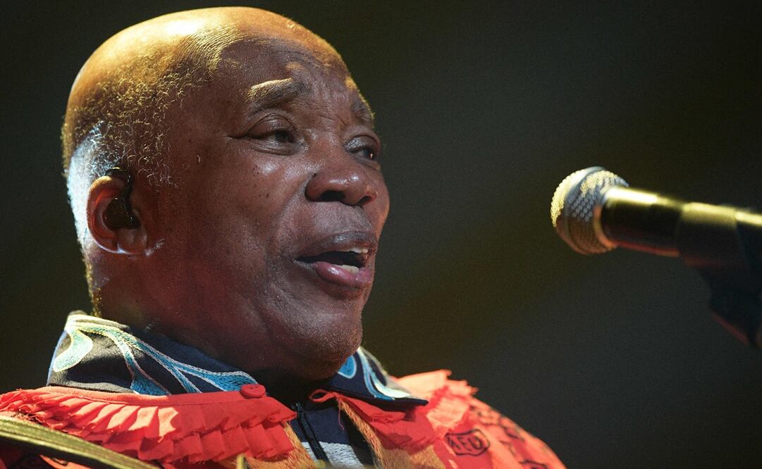 Nascimento, conocido en todo el mundo por su falsete y sus colaboraciones con artistas como Carlos Santana, Peter Gabriel o Mercedes Sosa.
Foto: CARL DE SOUZA / AFP.