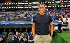Emanuel Villa se declara a favor de que Joel Huiqui siga en Cruz Azul, pase lo que pase
