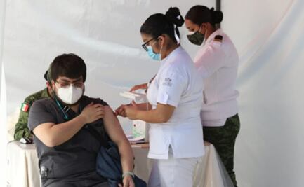 Se han aplicado 35 mil dosis de vacunas contra Covid a personal de salud en la CDMX: Sheinbaum