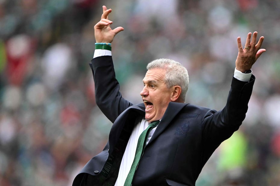 Javier Aguirre con la Selección Mexicana, durante el partido inaugural del Mundial de 2026 ante Sudáfrica - Foto:AFP