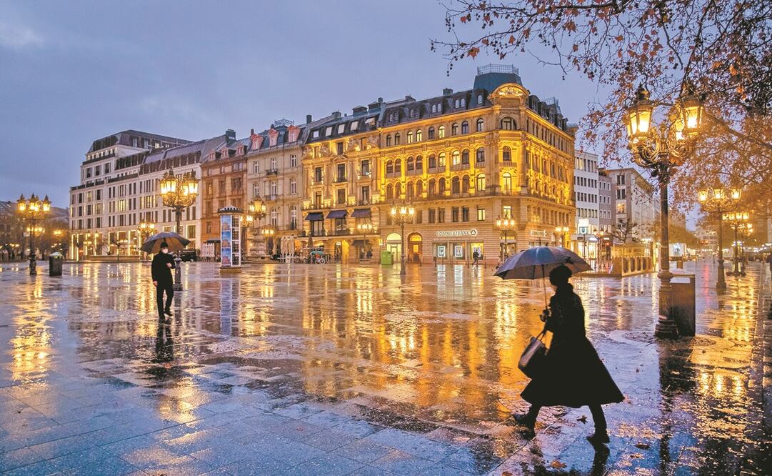En el país se anunció el cierre de restaurantes, cafeterías, recintos deportivos y culturales, escuelas y todos los comercios considerados no esenciales, al menos hasta el 14 de febrero. Foto: Michael Probst. AP