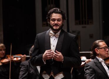 Arturo Chacón celebra a las madres con composición propia