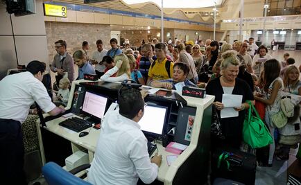 Tomaría un mes sacar de Egipto a todos los rusos 