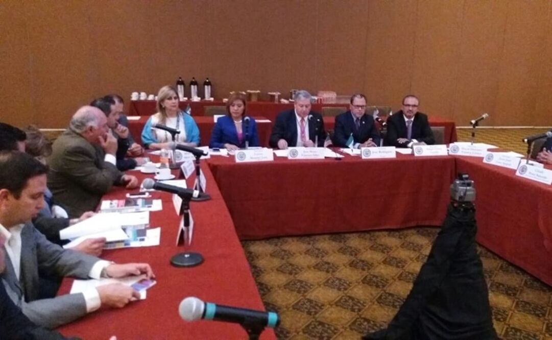 Los legisladores se pronunciaron porque se expida Cartas de Identificación para que puedan andar sin miedo. /Hilda Fernández - EL UNIVERSAL