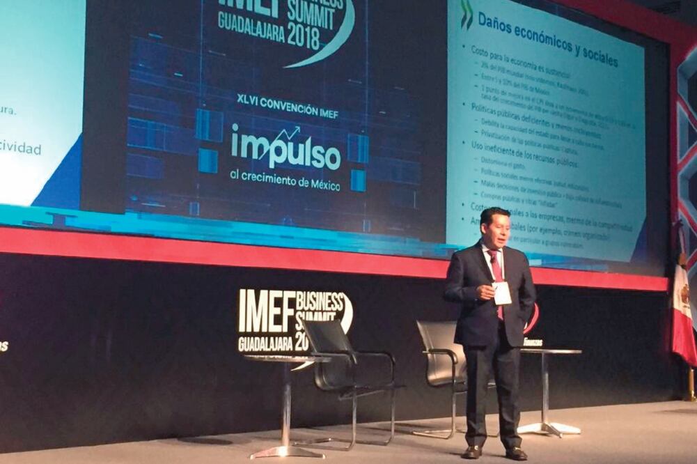 Roberto Martínez, director del Centro de la OCDE, dijo que apoyarán al nuevo gobierno en materia técnica en asuntos como el aeropuerto y el Tren Maya. Foto: CORTESÍA