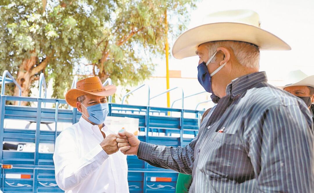 Productores de El Llano, Calvillo, San José de Gracia y la capital recibieron más de 60 apoyos para desarrollar sus actividades. Foto: ESPECIAL