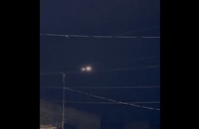 ¡Qué es eso! ¿Ovni o satélite? Graban extraños objetos y luces en cielo de Jalisco