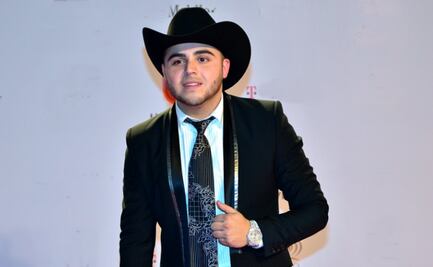 Gerardo Ortiz analiza con abogados su situación