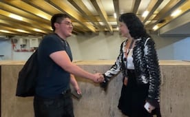Estudiante del IPN recupera cartera extraviada en el Metro gracias operativo en Tasqueña; incidente ocurrió tras el partido México vs Ecuador