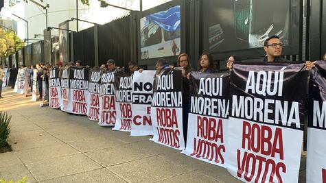 Panistas protestan en el Senado contra toma de posesión de Rosario Piedra en CNDH