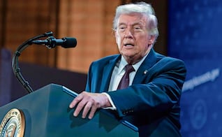 Trump retira certificación a aviones Bombardier; amenaza con arancel de 50% a Canadá