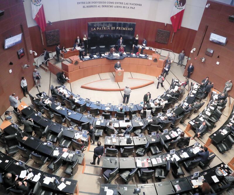 Solicitud. Algo que le piden los senadores a Raquel Buenrostro es poder reunirse con ella cuando sea necesario, indica Ricardo Monreal. Foto: ARCHIVO EL UNIVERSAL