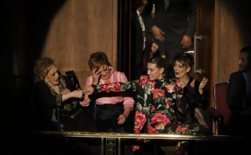 Una porra, pide Silvia Pinal en Bellas Artes