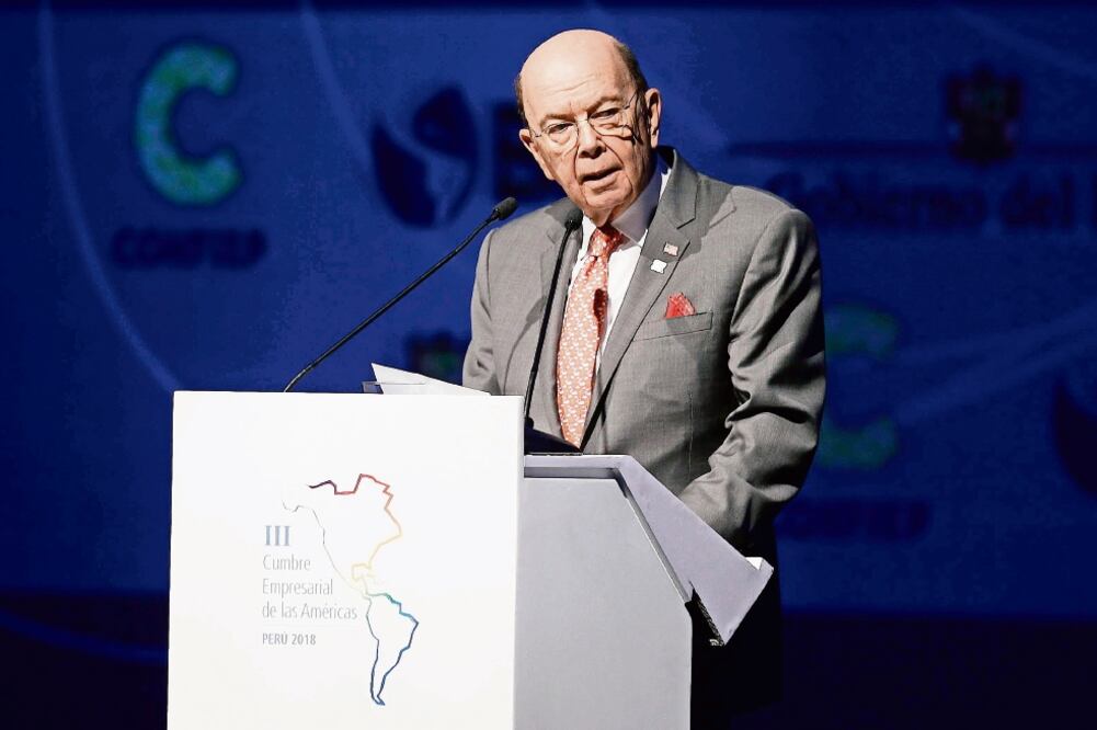Wilbur Ross, secretario de Comercio de Estados Unidos, durante su participación en la Cumbre Empresarial, llevada a cabo en Lima, Perú. Foto: MARTÍN MEJÍA. AP