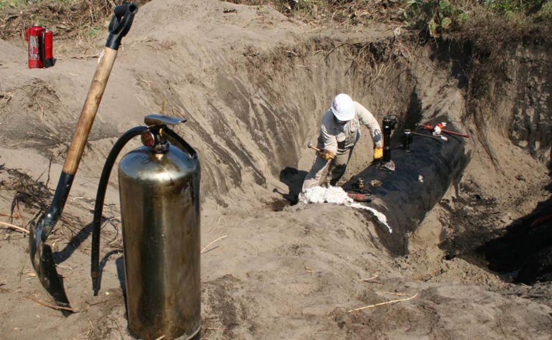 Petróleo mexicano se vende en menos de 30 dólares