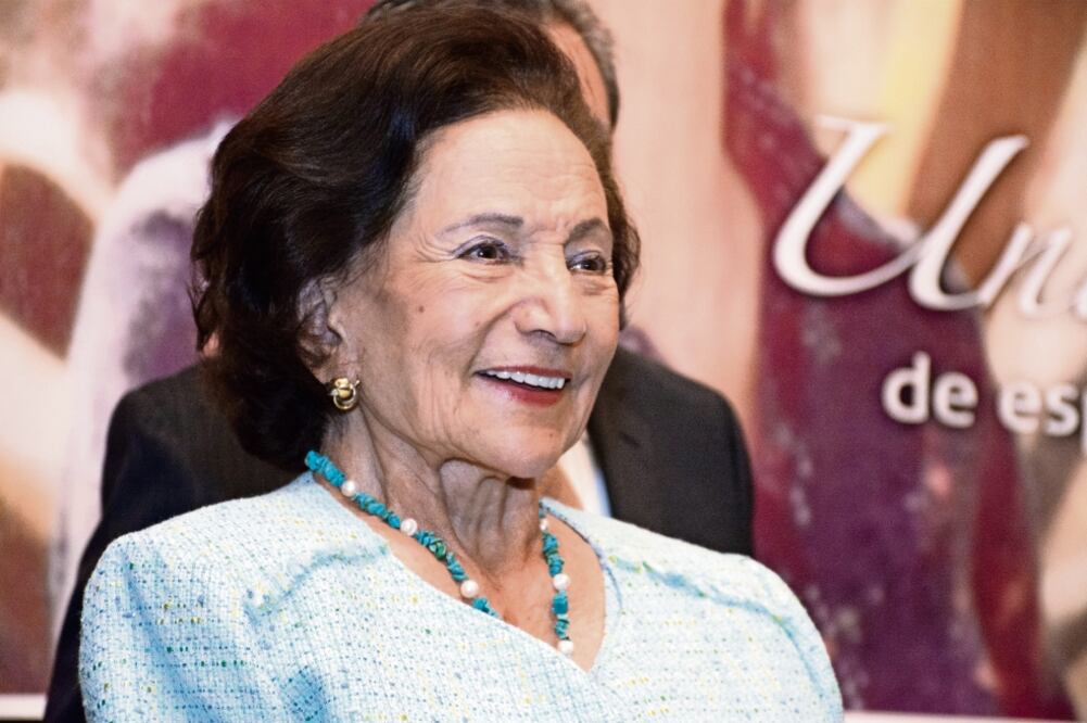 La fundadora del PRD, Ifigenia Martínez, aseguró que no ve ninguna incompatibilidad en pronunciarse a favor de dos partidos de izquierda. (ARCHIVO EL UNIVERSAL)