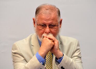 Alberto Manguel renuncia a la Biblioteca Nacional por motivos de salud