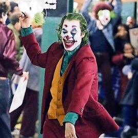 Joker genera caos en el Metro de NY