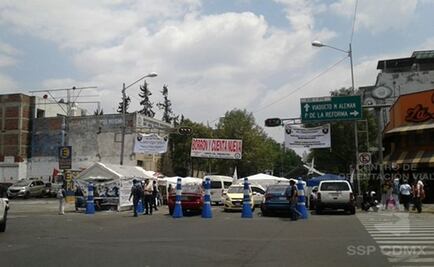 Integrantes del SME regresan a plantón en Bucareli tras marcha