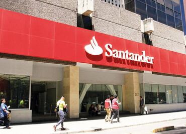 Santander habilita envíos internacionales de dinero en 7 divisas desde su app; busca atender necesidades de sus clientes