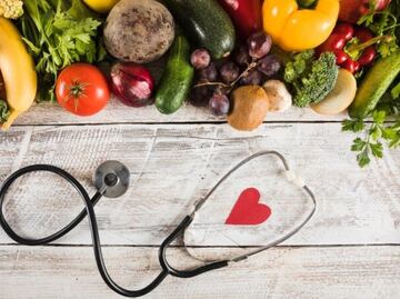 7 alimentos que son aliados para la salud del corazón, según un experto en cardiología