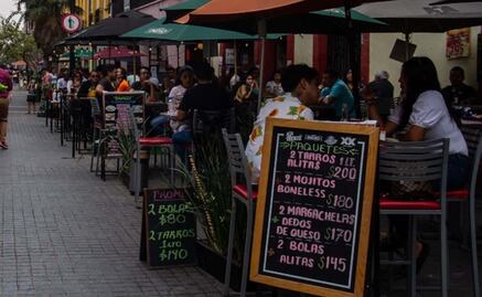 CDMX analiza extender horario de antros y bares tras vacunación de jóvenes